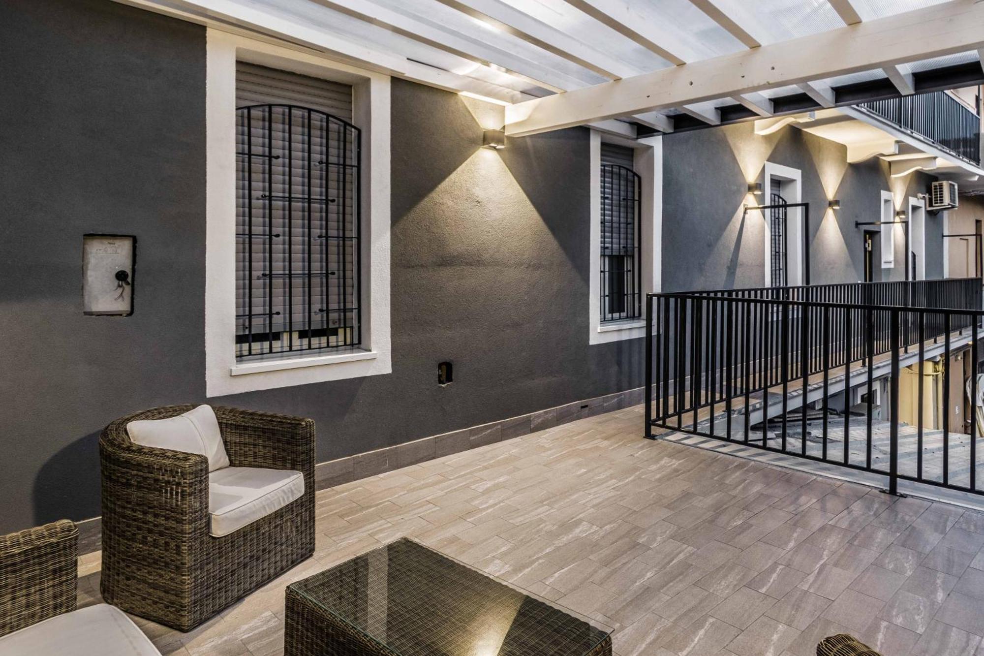 La Perla Rooms Saronno Kültér fotó